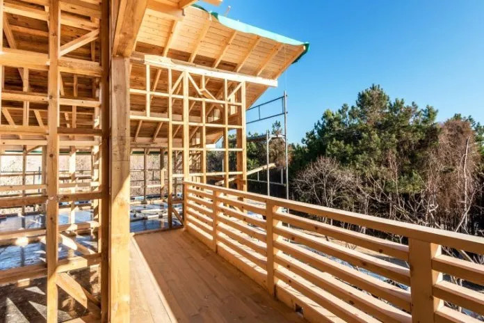 塑木护栏在小区与公园中的实用价值 安全又美观